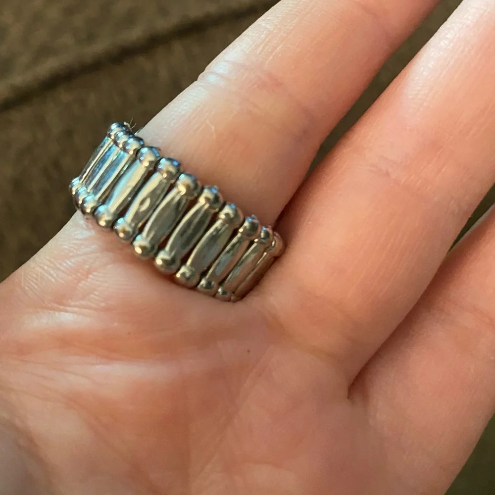 Silver Maze Design Ring - Picture 5 of 5